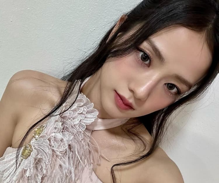 2026開運妝容｜3重點畫出好運勢必勝開運眼妝！招財運選金色亮片、XX色招好人緣升戀愛運
